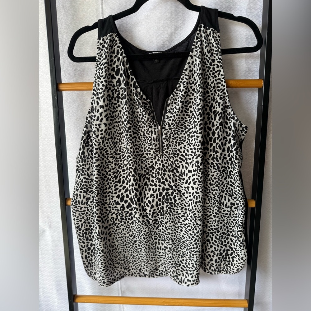Express | Animal Print | Zip Front Tank Top | Black White | size XL